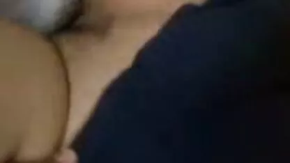 Sexy blonde sensuele massage film sperma
