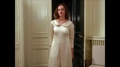 Te mooie erotische film veel haast om pisyun te houden.