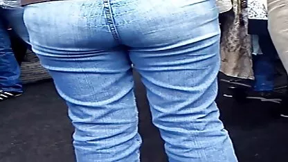 Buiten het huis goede erotische film met de ouderen