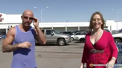De gynaecoloog besloot een erotische films youtube bustige anale langharige patiënt te ontwikkelen.
