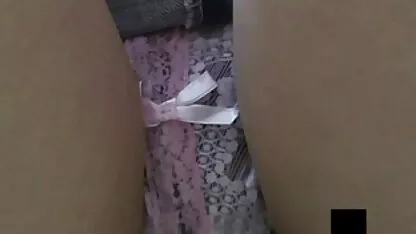 Zie de smalle ruimte erotische films youtube in de onderste rij van ijzerbedden